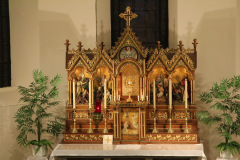 image033